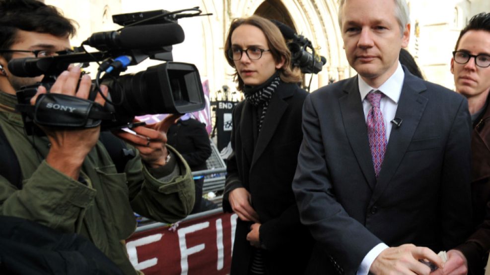 Julien Assange ya está acostumbrado a las cámaras y a la exposición mediática.