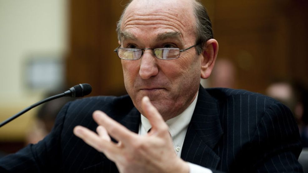 Elliott Abrams, subsecretario de Derechos Humanos del Departamento de Estado norteamericano de 1982 a 1985 (en la administración republicana de Ronald Reagan, 1980-1988).