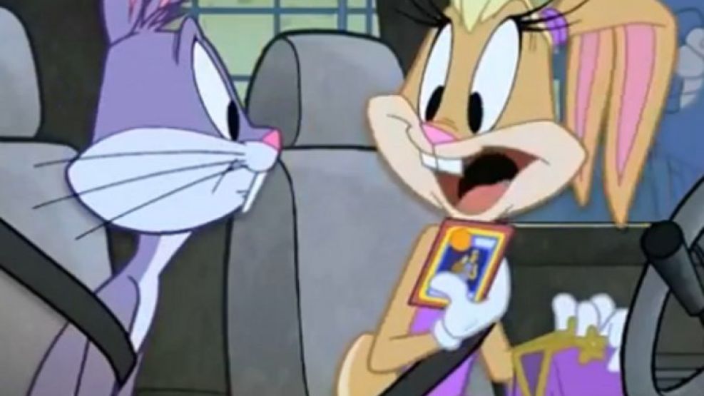 Lola Bunny, al momento de sacar la tarjeta de Ginóbili.