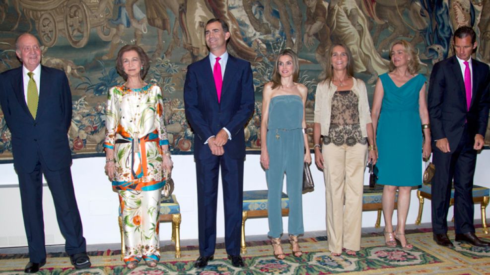 La Familia Real española vive los momentos más tensos desde la restauración a la democracia en 1975.