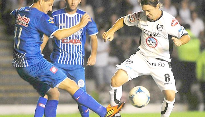 0316-allboysgodoycruz