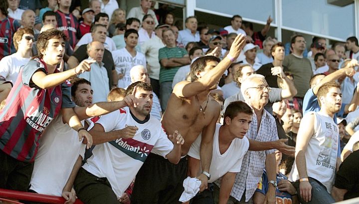 san-lorenzo-hinchas