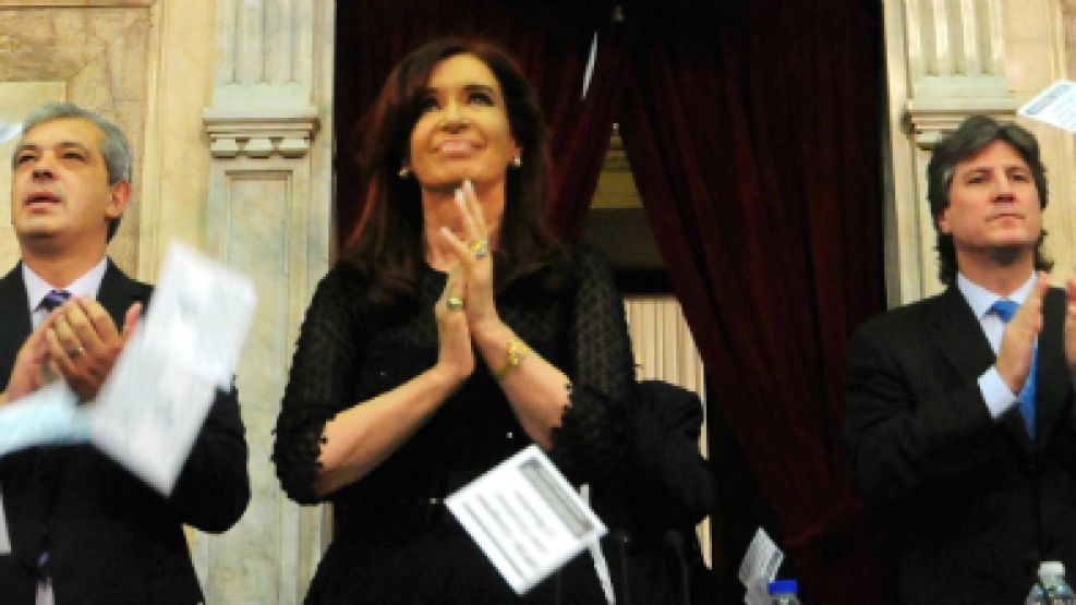 Cristina Fernández de Kirchner es recibida en la Asamblea Legislativa.