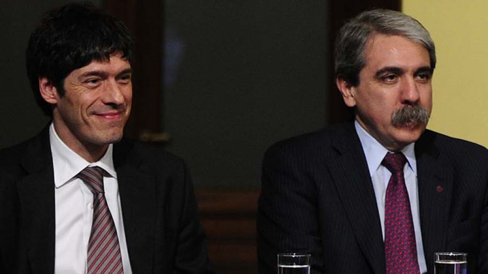 Abal Medina y Aníbal Fernández, entonces secretario de Medios y jefe de Gabinete.