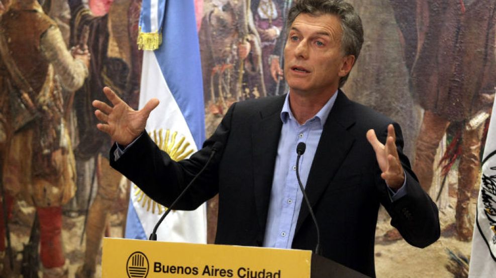 Macri dijo que la Nación se quedó sin plata para los subsidios y no se hace cargo.