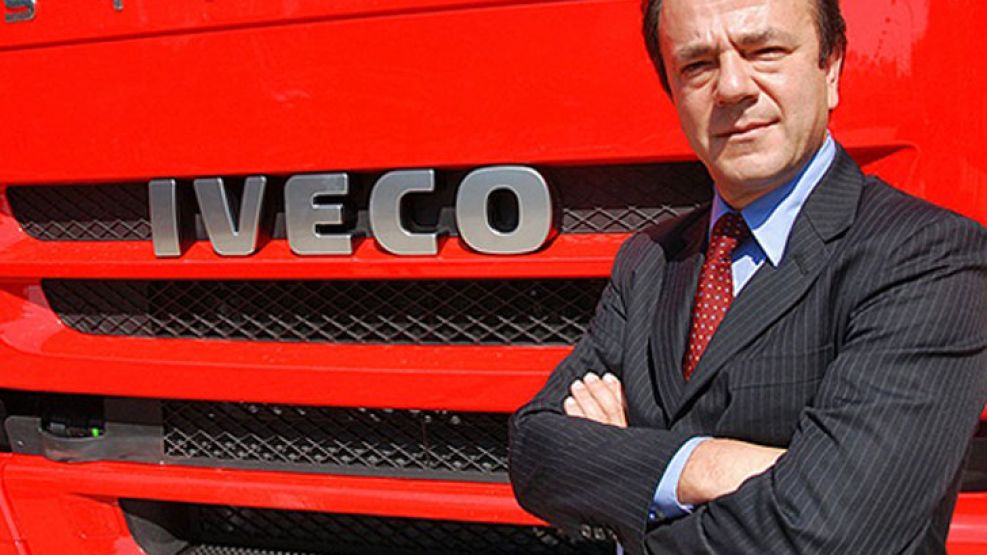 El director general de la fabricante de camiones del Grupo Fiat habla de las dificultades para exportar al vecino país. 