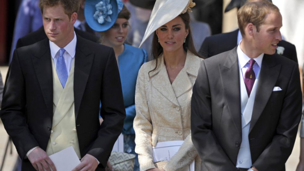 Harry, Kate Middleton y William compartirán palacio en Londres.