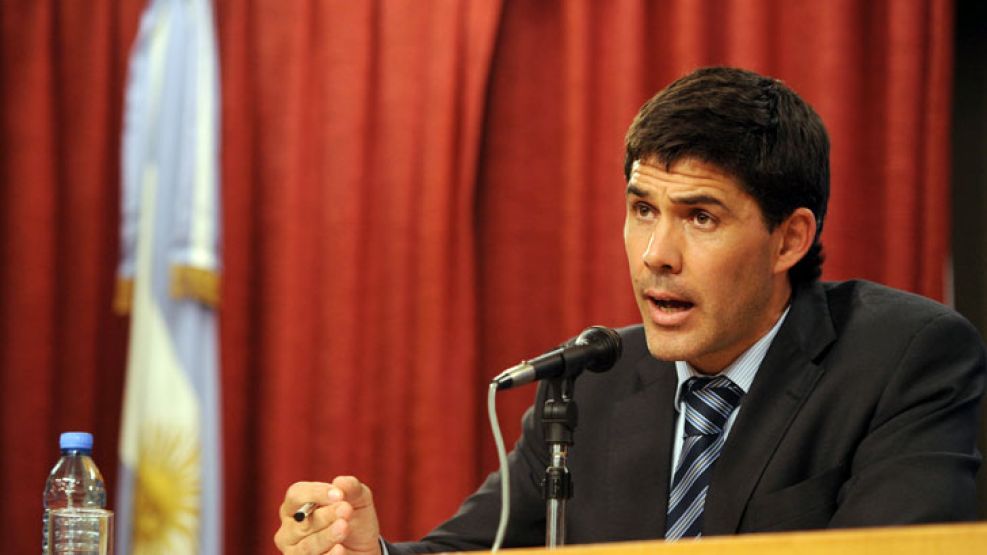 Alejandro Ramos hizo una conferencia de prensa sobre la "indiferencia" del gobierno porteño.