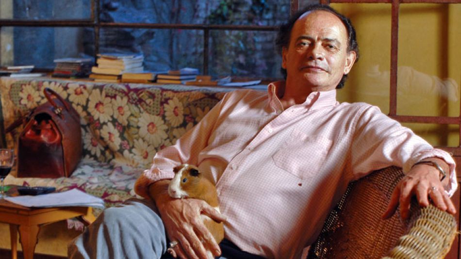 `Dicen que soy mejor cocinero que astrólogo?, se jacta con falsa modestia Juan Tolosa Paz.
