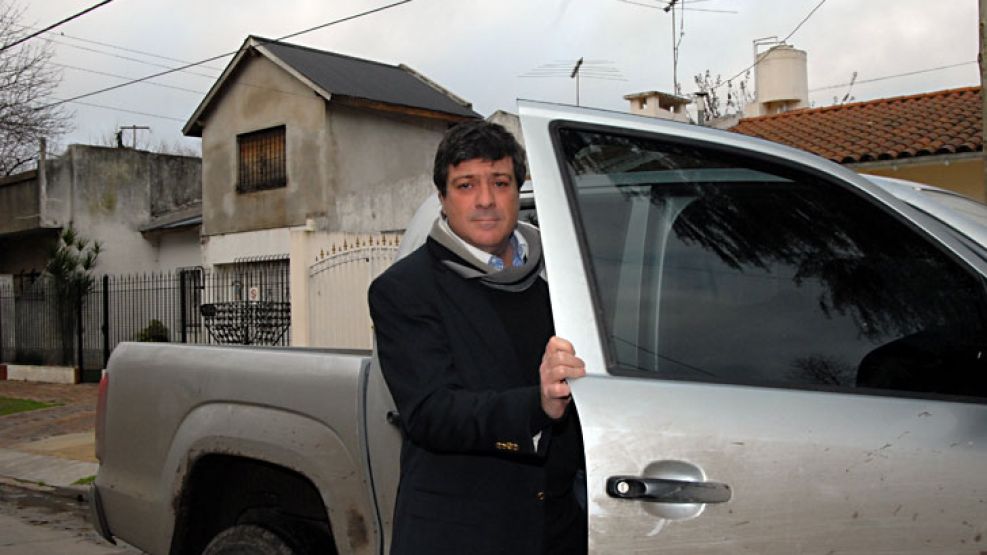 El primer auto declarado por lo Mariotto fue recién en 2009. Un Renault que figura a nombre de su mujer, Gabriela Mendeguía.