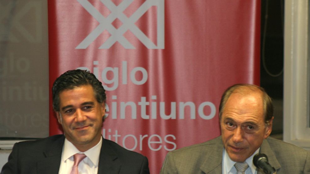 Jueces. Rafecas y Zaffaroni, en la presentación de su libro. Pidió el acta de divorcio en el que aparece López y Núñez Carmona.