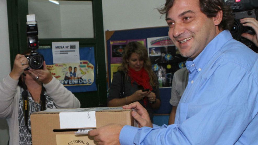 Juan Jure, durante la votación en Río Cuarto.