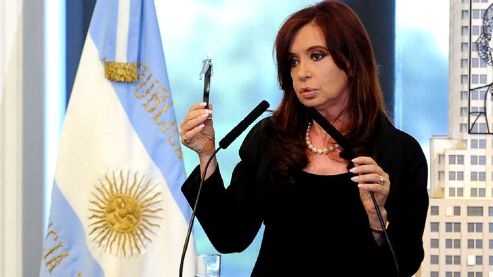 CFK durante el anuncio de la expropiación. La medida tuvo un efecto rebote inesperado que podría afectar su sustentabilidad.