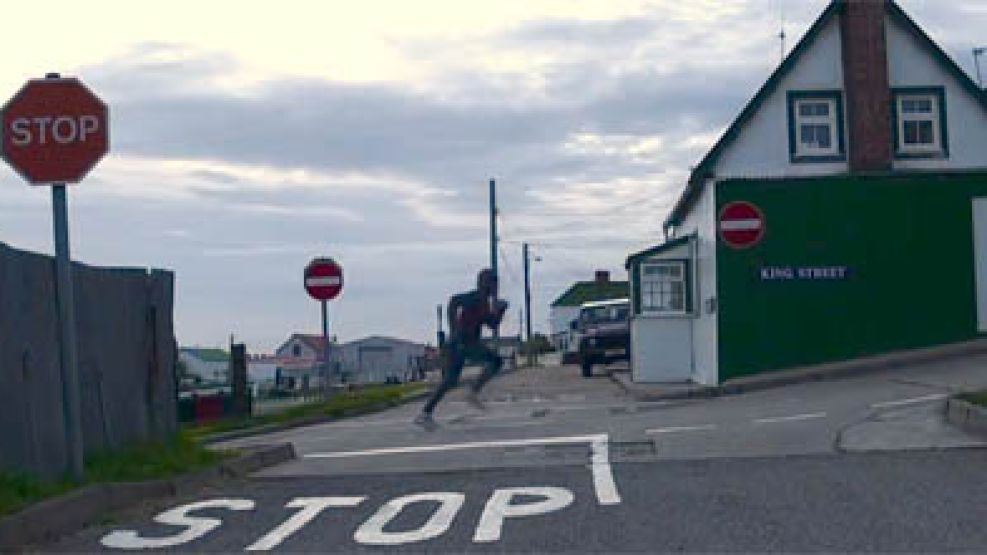 El atleta del spot argentino filmado en Malvinas admitió que "la filmación fue en secreto".