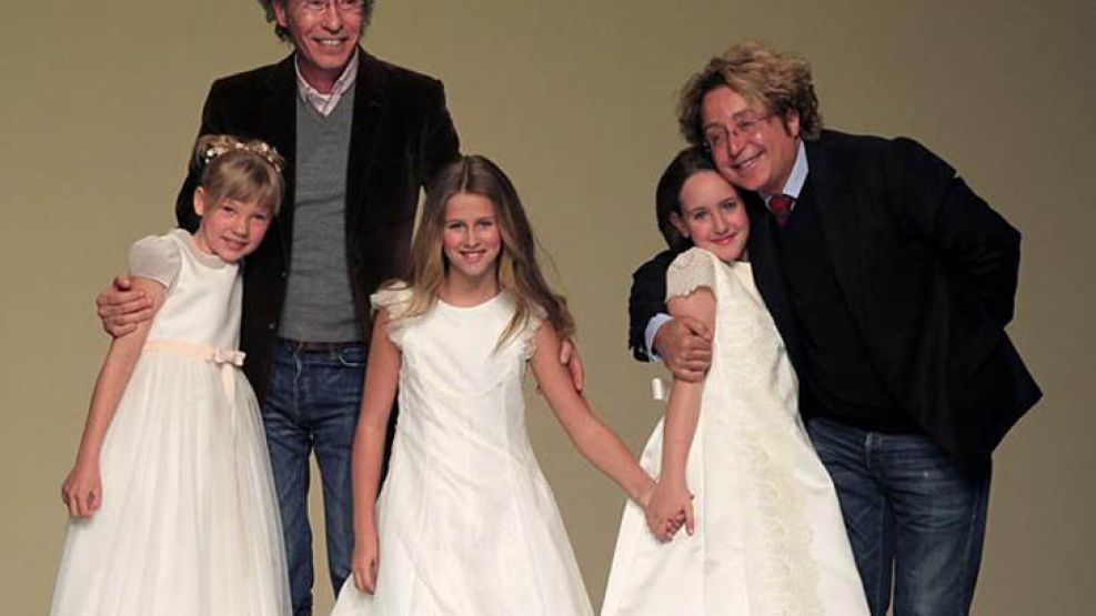 Los diseñadores Victorio & Lucchino presentaron sus creaciones.