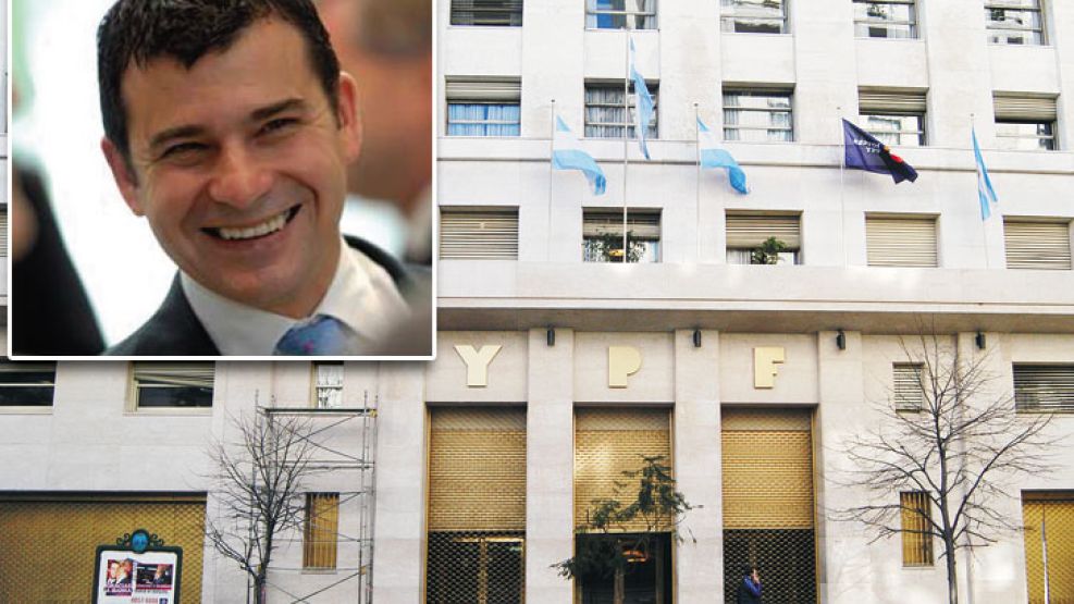Galuccio "debutó" con los micrófonos como CEO de YPF y dejó algunas frases de estilo K.