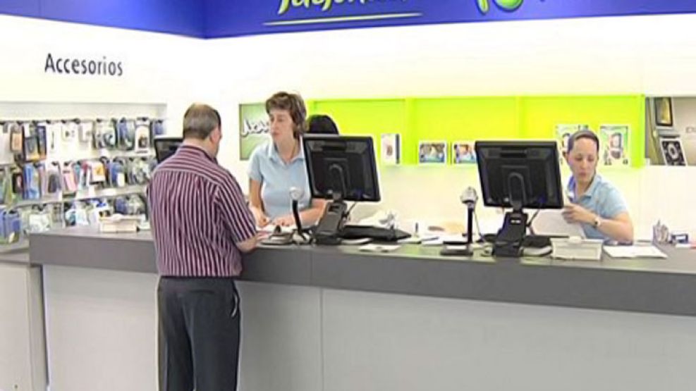 Desde la compañía de telefonía móvil calificaron al hecho, por el que recibieron una multa del Gobierno, como un ilícito realizado fuera de la compañía.