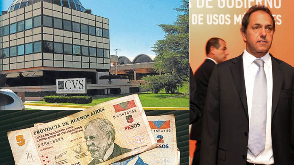 Scioli quiere cobrar de la exCiccone. La empresa reclama, por su parte, una deuda por impresión de Patacones.