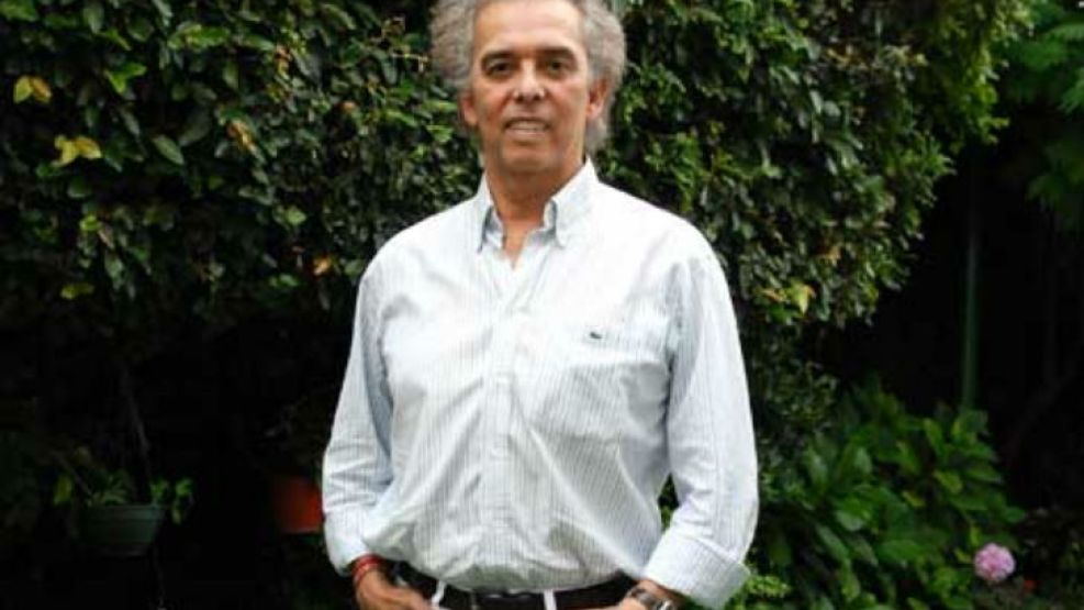 Mario González, "Jairo", sufrió un robo en su casa de San Isidro.