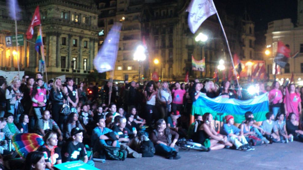 La movilización en la Plaza de los Dos Congresos.