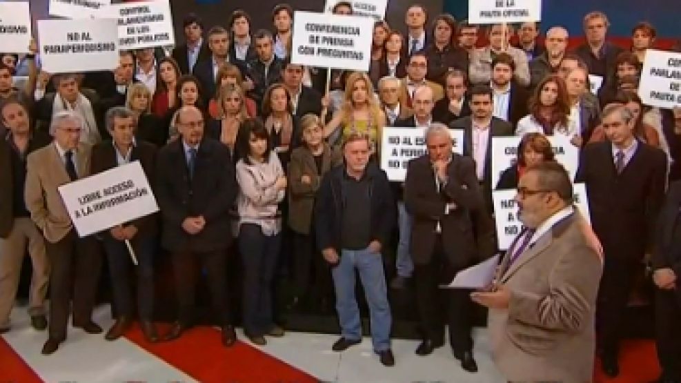 Dos palabras para Lanata y el reclamo de los periodistas: Queremos preguntar.