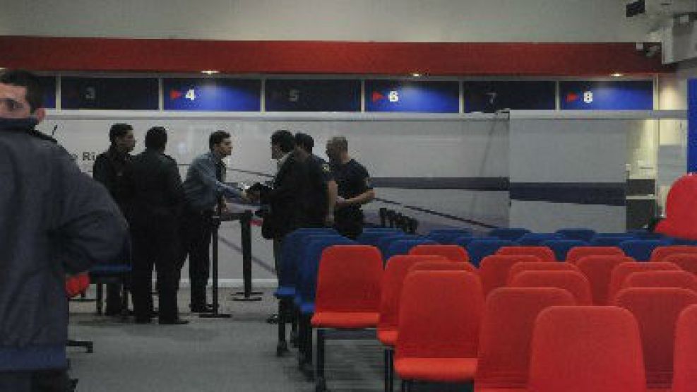 La sede financiera de Corrientes al 300 fue asaltada en dos minutos.