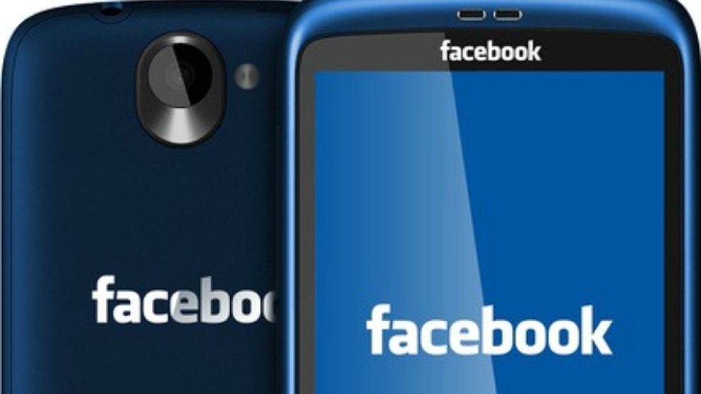 Mientras su acción sigue perdiendo valor, crecen los rumores de que la red social podría lanzar un celular con marca propia.