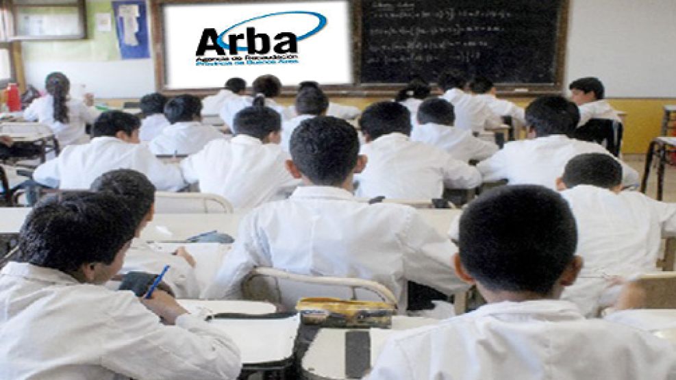 Alrededor de 126 mil alumnos del último año del secundario de colegios públicos y privados recibirán clases de formación tributaria.