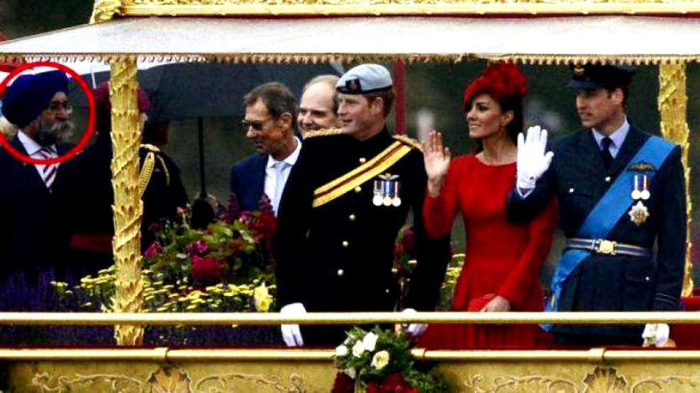 Causó sorpresa en Gran Bretaña la presencia de Harbinder Singh Rana en el barco que condujo a la reina Isabel II.