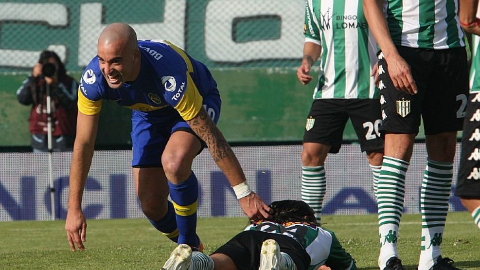 Igualó a Banfield y se mantuvo encima de Arsenal. 