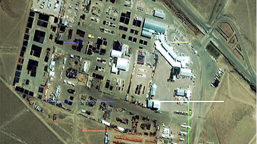Imagen satelital de las instalaciones de PAE en el yacimiento que hoy liberaron los trabajadores.
