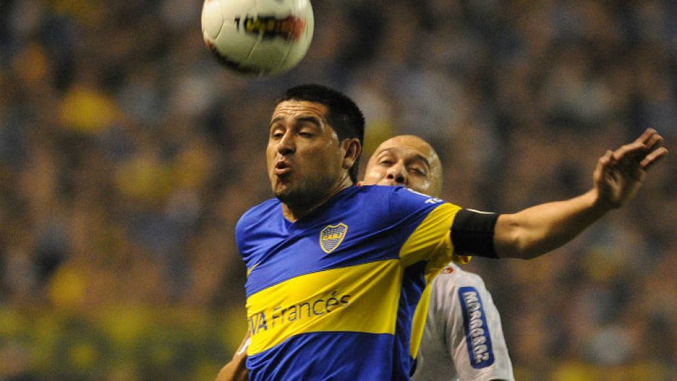 Riquelme no pudo sacar diferencias en el partido ante el Corinthians.