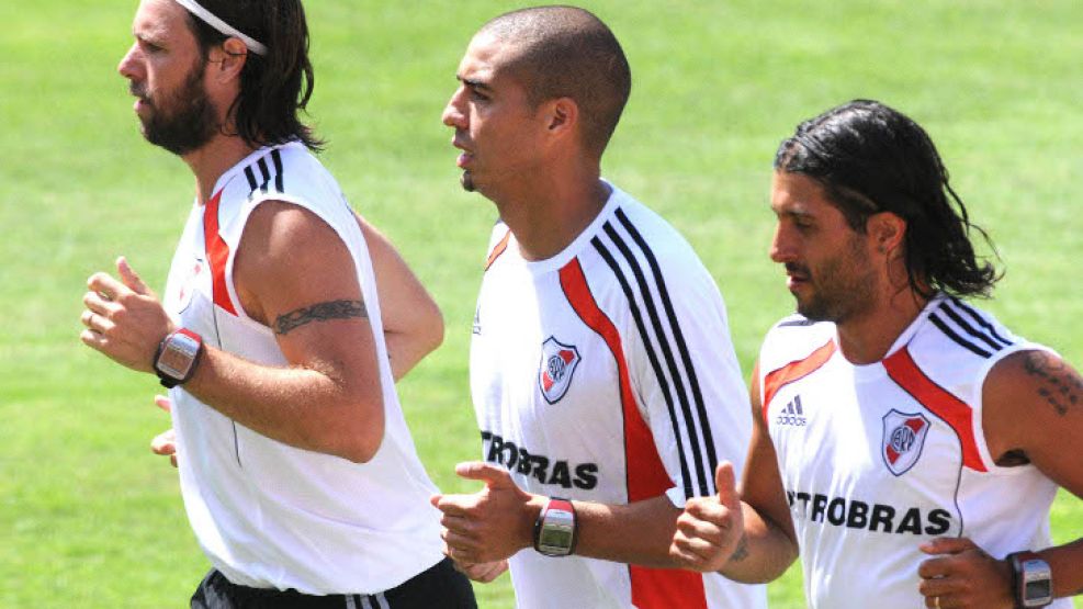 Cavenaghi, Trezeguet y el Chori Domínguez.