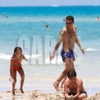 Tevez a la “milanesa” por Florencia y Katie