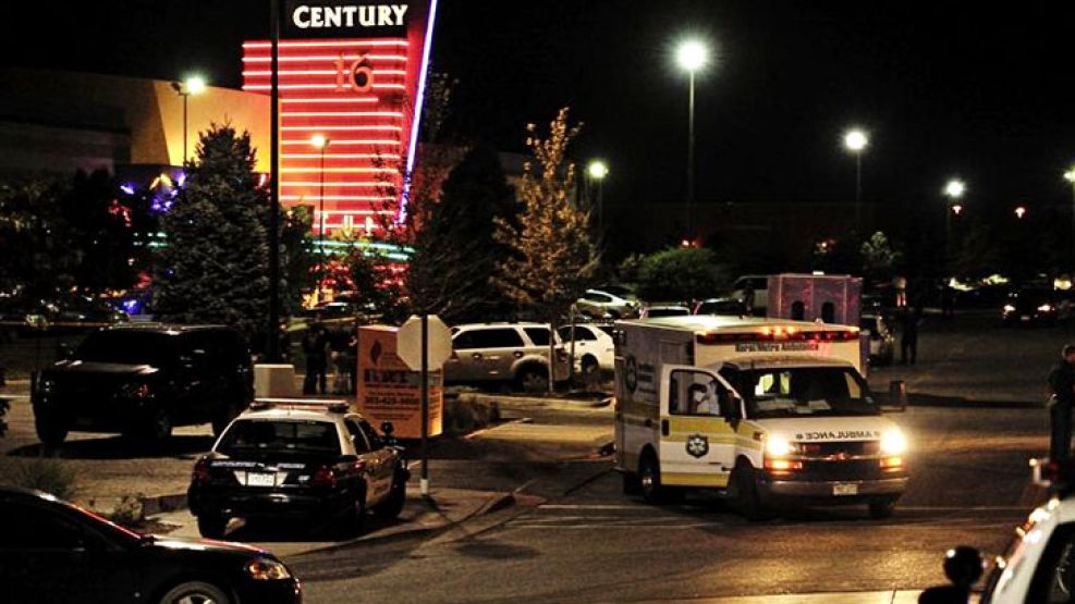 Al menos 14 personas murieron y otras 50 resultaron heridas hoy en un shopping en las afueras de Denver, Colorado. 
