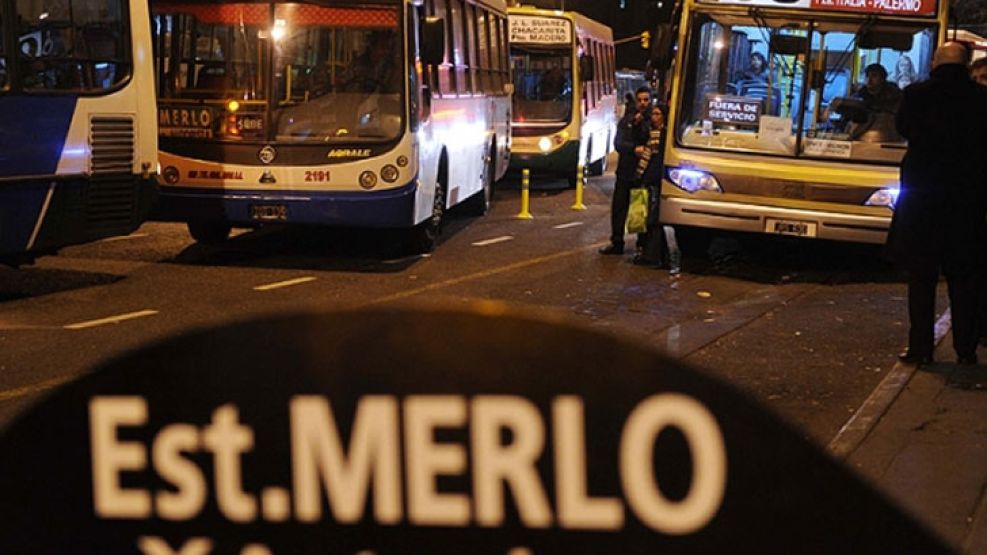 El sistema de colectivos reemplazarà al ferrocarril Sarmiento