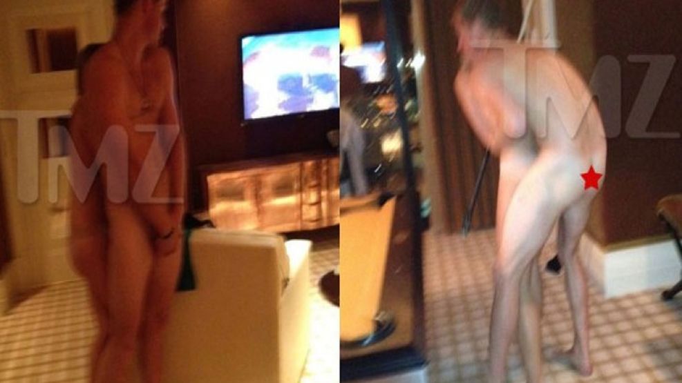 El príncipe Harry posó desnudo en Las Vegas.