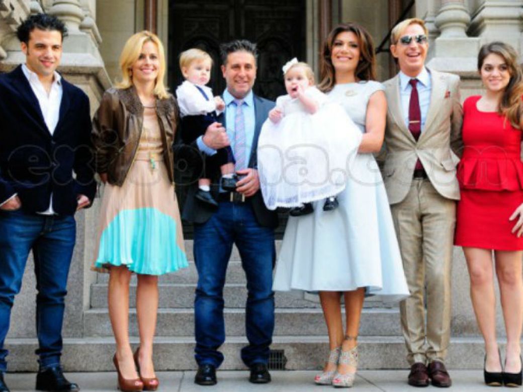 Flor De La V Bautizo A Sus Hijos Perfil