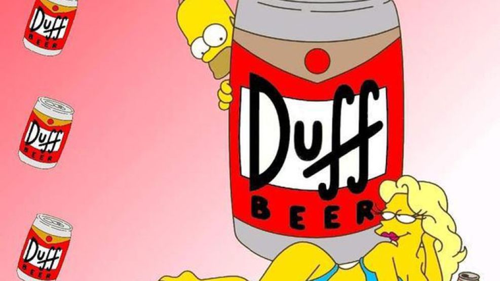 Homero Simpson y la cerveza Duff.