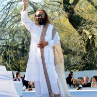 Ribero y Cuño, anfitriones de Sri Sri Ravi Shankar