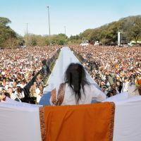 Ribero y Cuño, anfitriones de Sri Sri Ravi Shankar