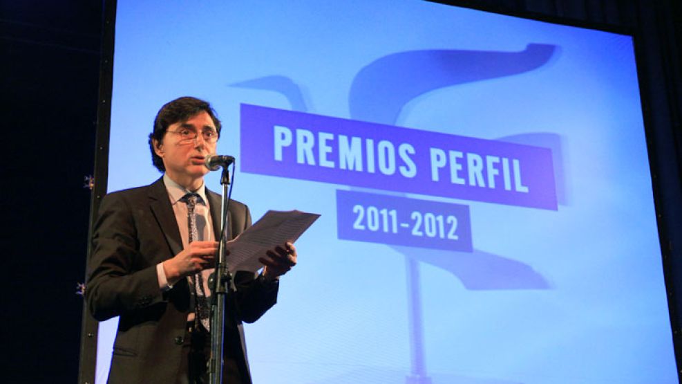 Jorge Fontevecchia encabezó la entrega de los premios a la Inteligencia y a la Libertad Expresión.