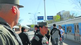 Post cacerolazo. Tras la protesta, asignaron 400 gendarmes en las estaciones más conflictivas de trenes. 