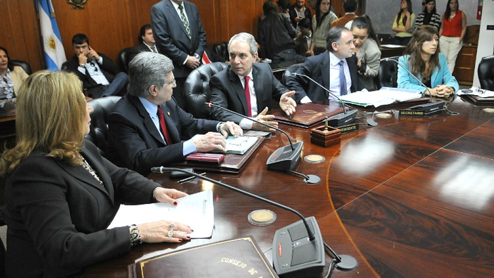 Alak, durante su última conferencia de prensa, frente al Consejo de la Magistratura.