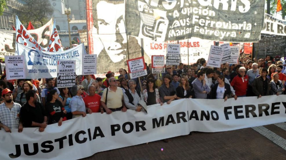 Los dirigentes del Partido Obrero presidieron la marcha.