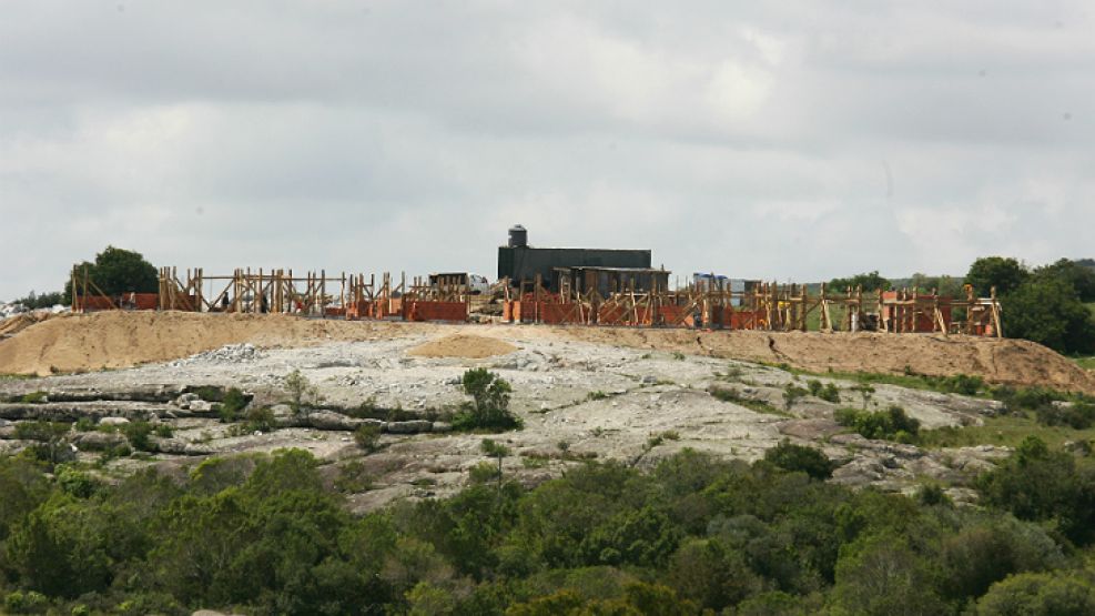 Remanso. La zona de Laguna Garzón queda a 70 kilómetros de Punta del Este y a 42 de San Ignacio, y se caracteriza por su tranquilidad, por ser una zona casi virgen. 