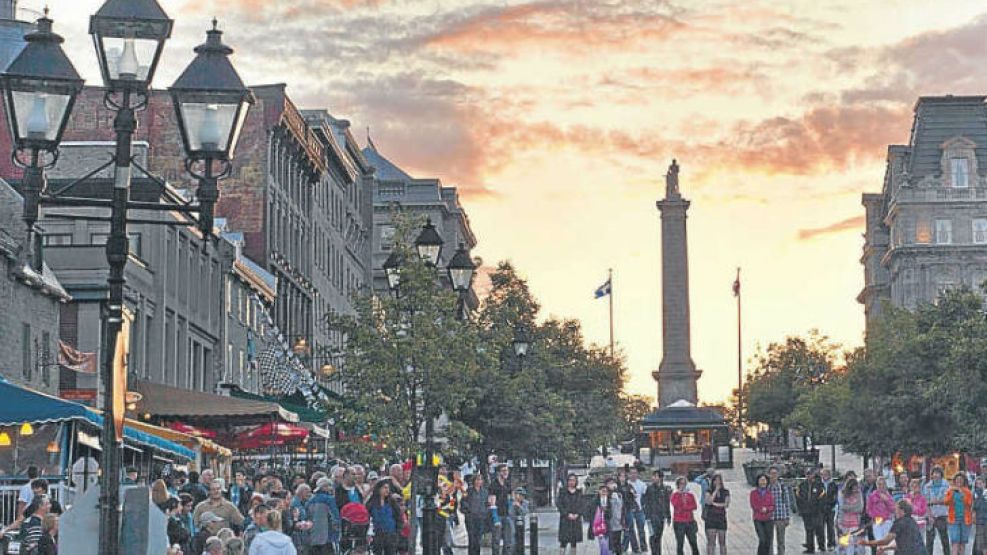 La vida al sol. Con la llegada del verano, los montrealeses se vuelcan a las calles a disfrutar de los festivales musicales y las actividades "outdoor".