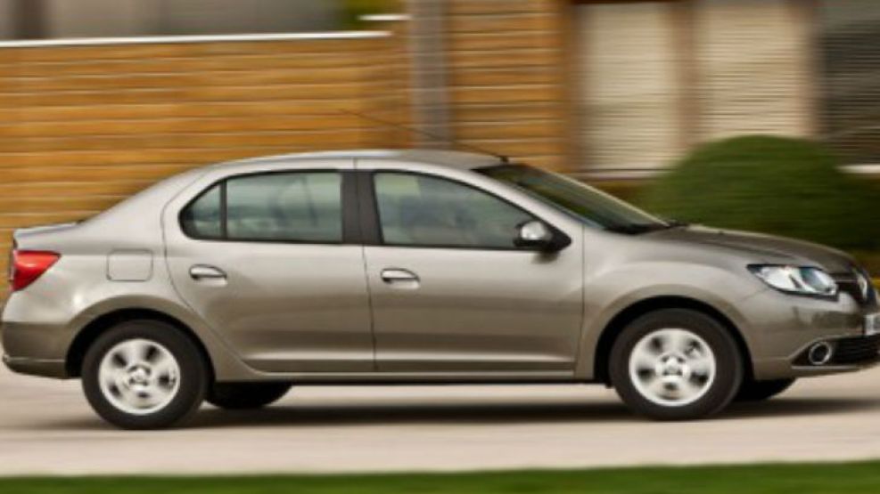 Renault dio a conocer algunas imágenes exteriores del nuevo Symbol.