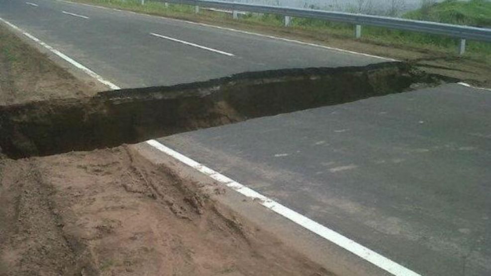 La ruta "Néstor Kirchner" que inauguraron en General Pinto.