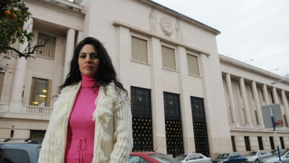 Schneer, madre de la hija de Schoklender, volvió a acusar al exapoderado de Madres.